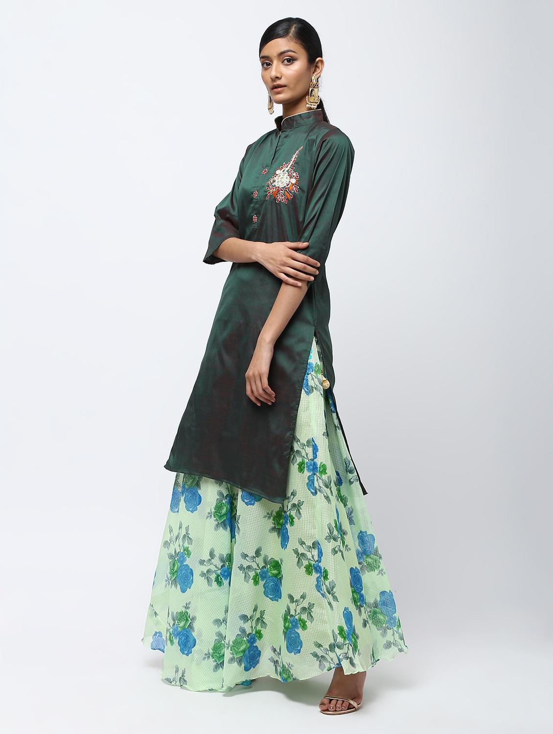 embellished kurta skirt set - 16236059 - Zoom Image - 2