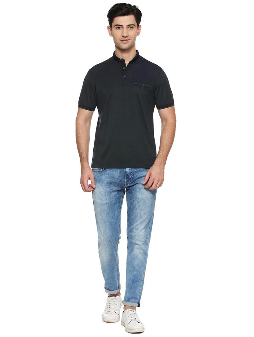 black solid t-shirt - 16240463 - Zoom Image - 3