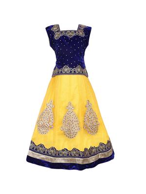 yellow silk blend lehnga choli - 16244326 - Standard Image - 2