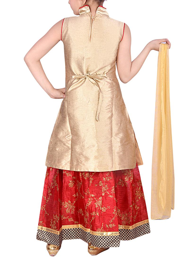 red silk blend lehnga choli - 16244350 - Zoom Image - 3