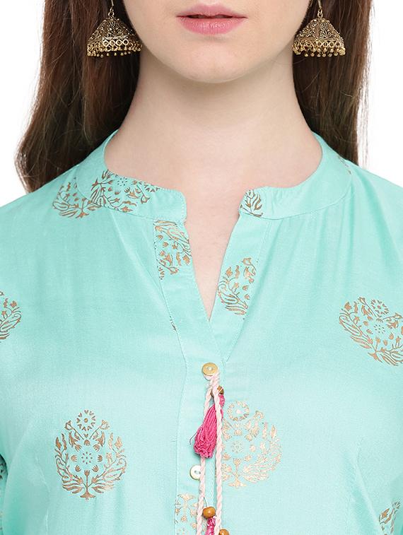 block printed high-low flared kurta - 16244645 - Zoom Image - 4