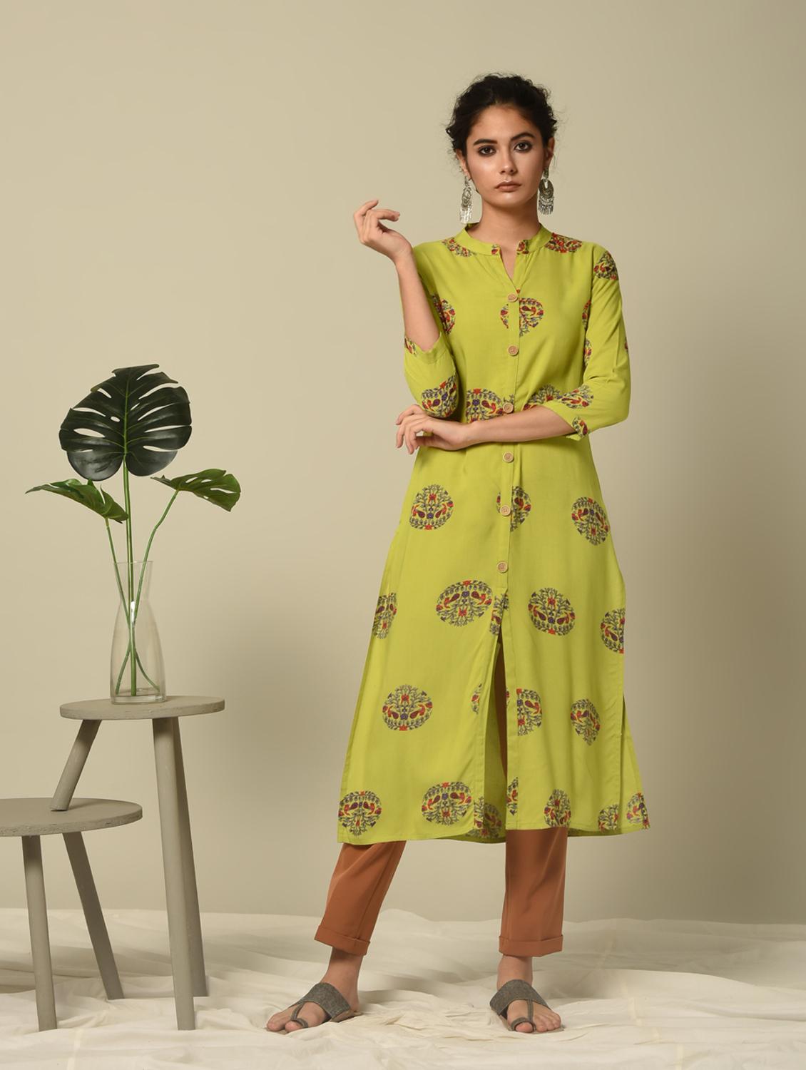 ethnic motifs printed straight kurta - 16245950 - Zoom Image - 1