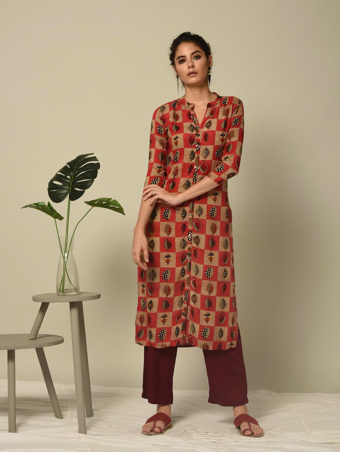 checkered printed straight kurta - 16245965 - Zoom Image - 1