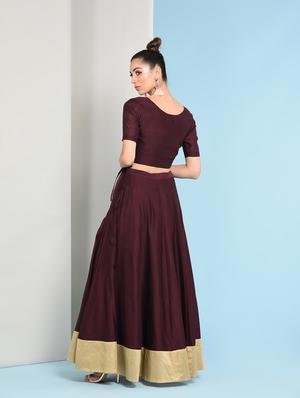 maroon solid flared lehenga - 16246243 - Standard Image - 4
