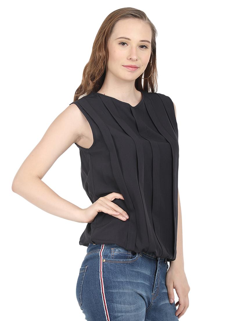 criss cross detail pleated top - 16250181 - Zoom Image - 2