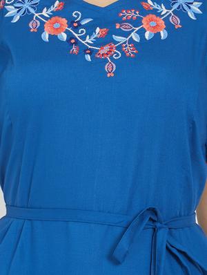 tie knot floral embroidered a-line dress - 16256143 - Standard Image - 4
