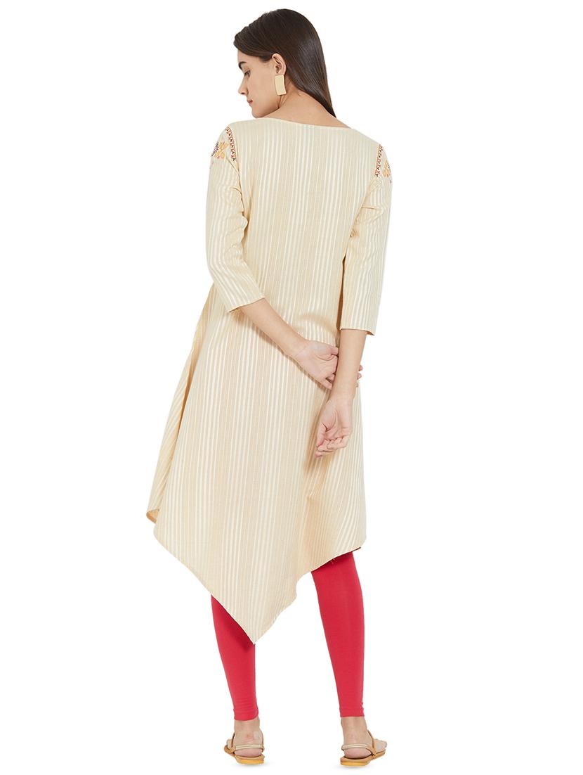 embroidered asymmetric kurta - 16256164 - Zoom Image - 3