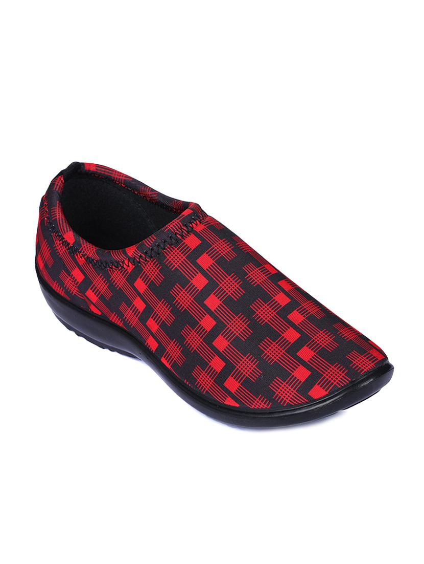 red slip on casual shoes - 16267114 - Zoom Image - 1