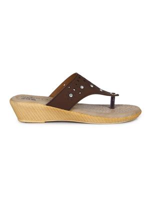 brown toe separator wedges - 16267247 - Standard Image - 2