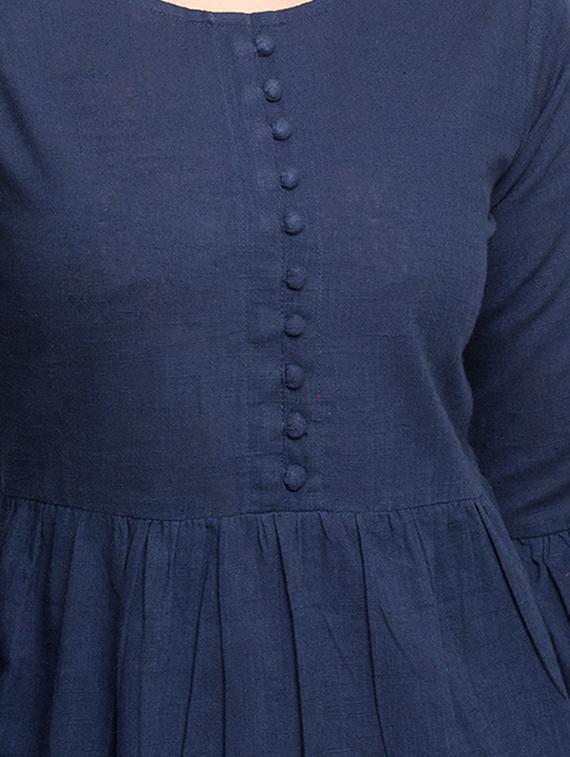 botton detail bell sleeved top - 16269291 - Zoom Image - 4