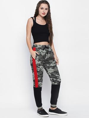 contrast panel camouflage jogger - 16269939 - Standard Image - 4
