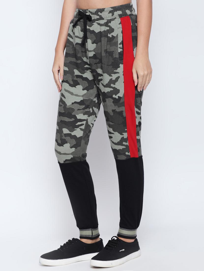contrast panel camouflage jogger - 16269939 - Zoom Image - 2