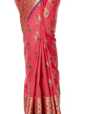 floral zari motif banarasi saree with blouse - 16270726 - Standard Image - 3