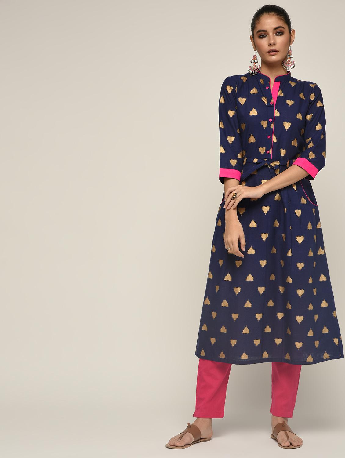 foil print flared kurta - 16271597 - Zoom Image - 1