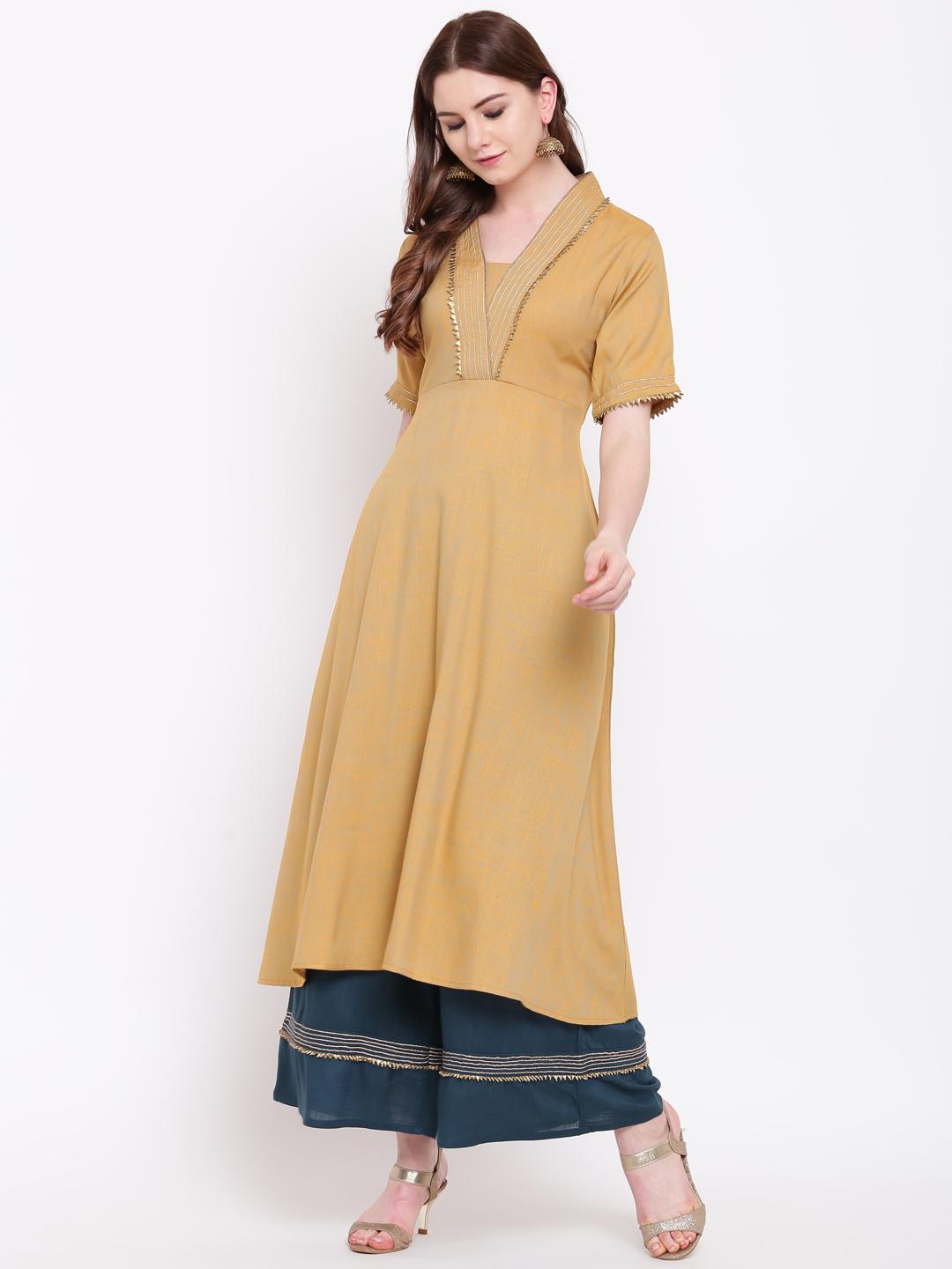 solid a-line kurta - 16273847 - Zoom Image - 1