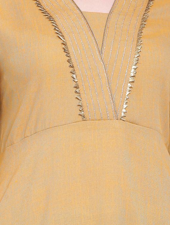 solid a-line kurta - 16273847 - Zoom Image - 4
