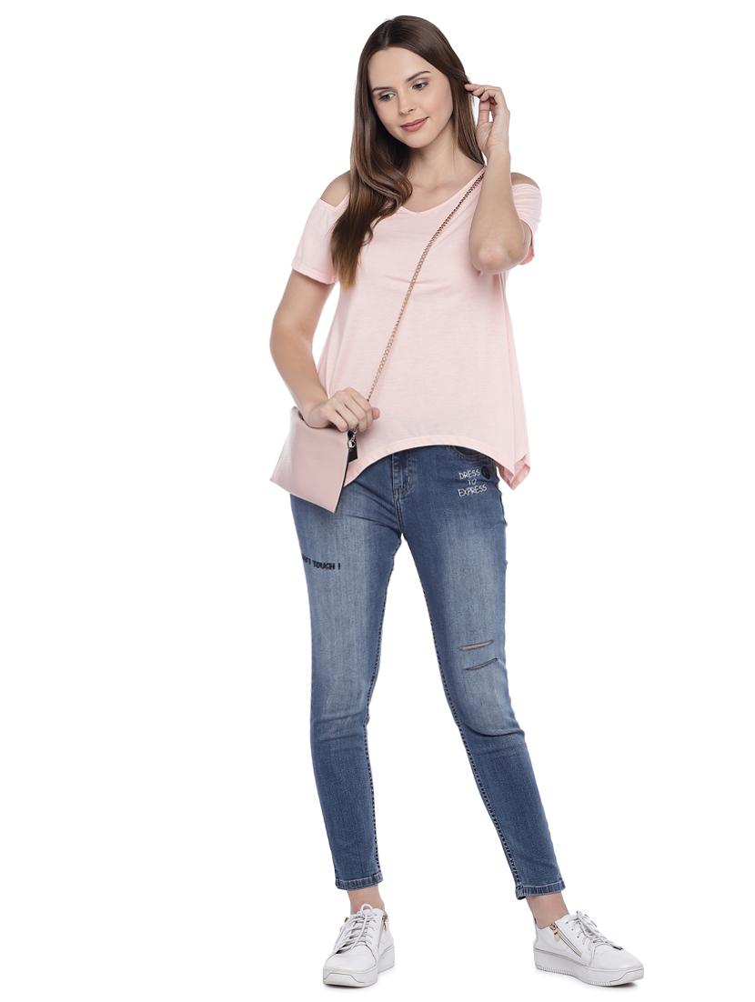 cold shoulder asymmetric top - 16274322 - Zoom Image - 4