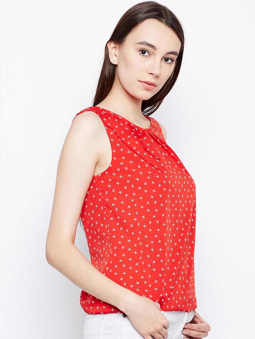 cut out detail ditsy floral top - 16274810 - Zoom Image - 2