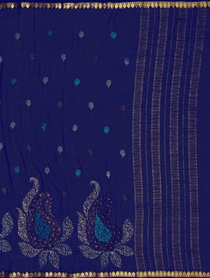embroidered kanjivaram saree with blouse - 16275590 - Standard Image - 4