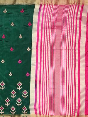 bordered kanjivaram saree with blouse - 16275594 - Standard Image - 4