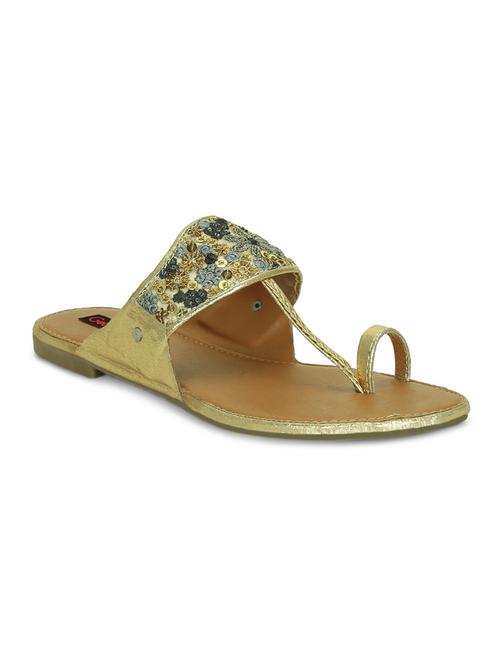 gold one toe kolhapuris - 16281872 - Standard Image - 1