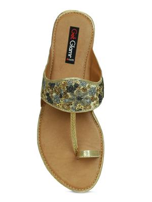 gold one toe kolhapuris - 16281872 - Standard Image - 4