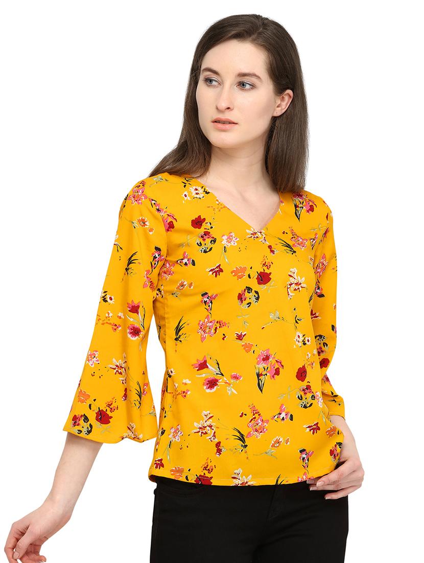 V-neck floral top - 16286159 - Zoom Image - 1