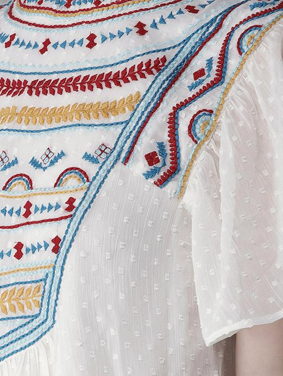 crew neck embroidered top - 16286187 - Zoom Image - 4