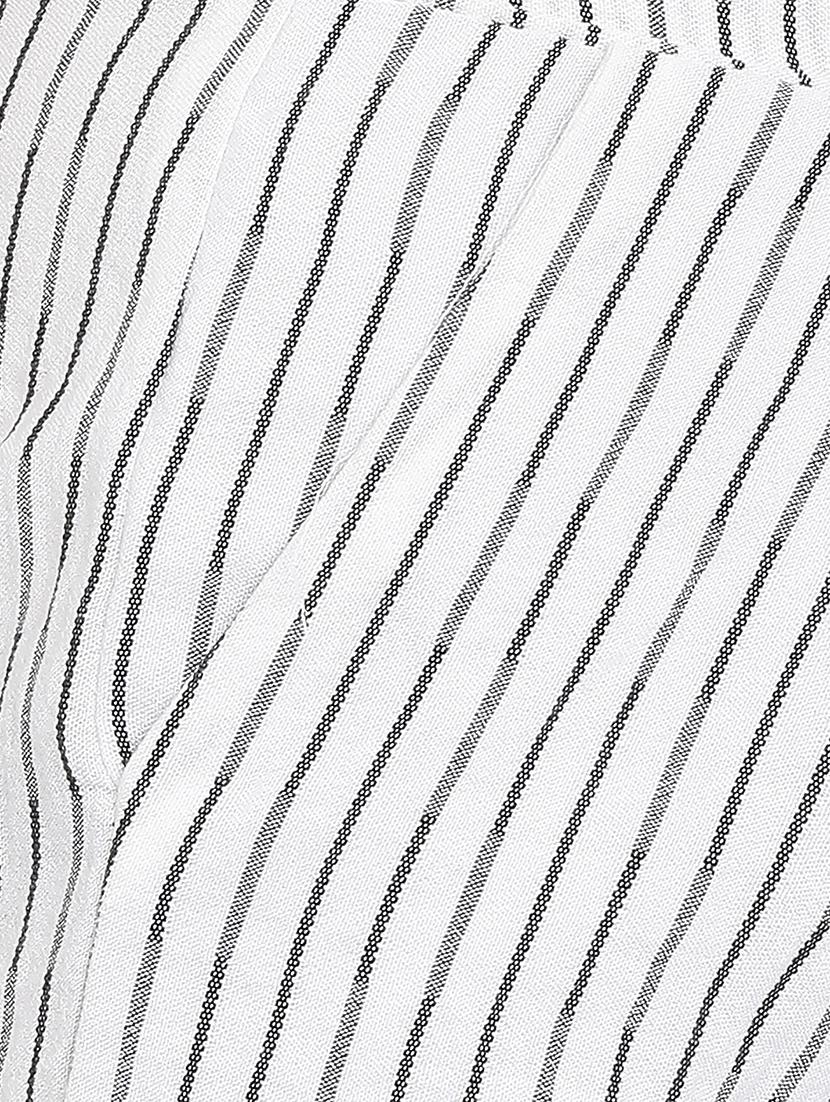 pleat detail striped shorts - 16293949 - Zoom Image - 5