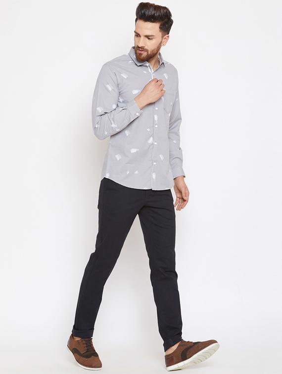 navy blue solid chinos - 16298298 - Zoom Image - 4