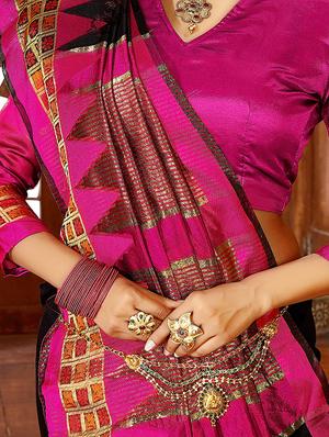 solid banarasi saree with blouse - 16301794 - Standard Image - 2