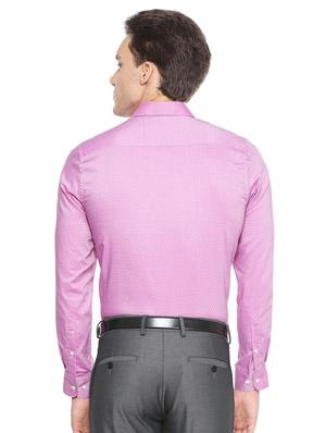 pink slim fit printed formal shirt - 16304096 - Standard Image - 3