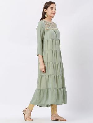embroidered tiered flared kurta - 16304781 - Standard Image - 2