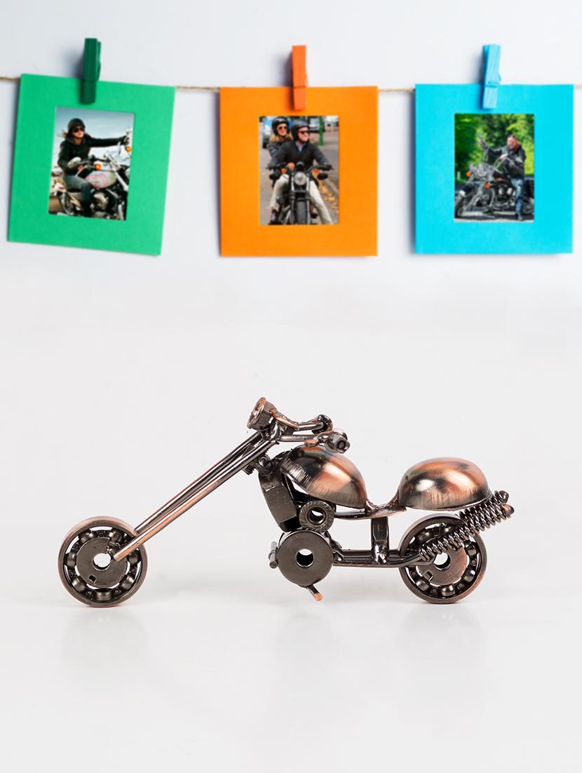metal handmade vintage motor bike miniature showpiece - 16305192 - Zoom Image - 1