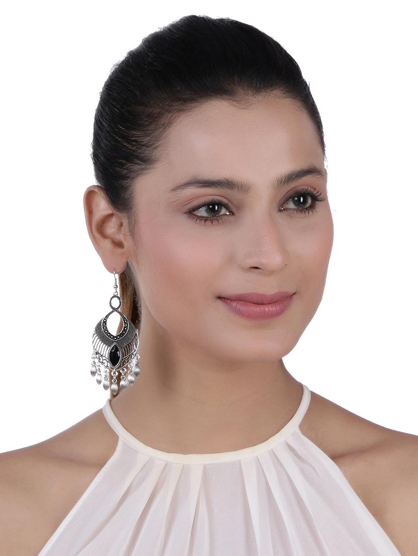 silver metal drop earring - 16312410 - Zoom Image - 3