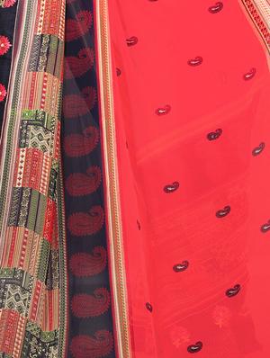 paisley printed saree with blouse - 16313470 - Standard Image - 4