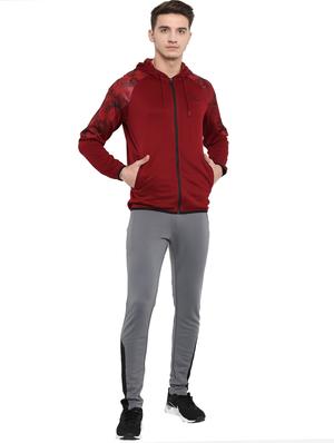 red printed raglan sweatshirt - 16316406 - Standard Image - 4