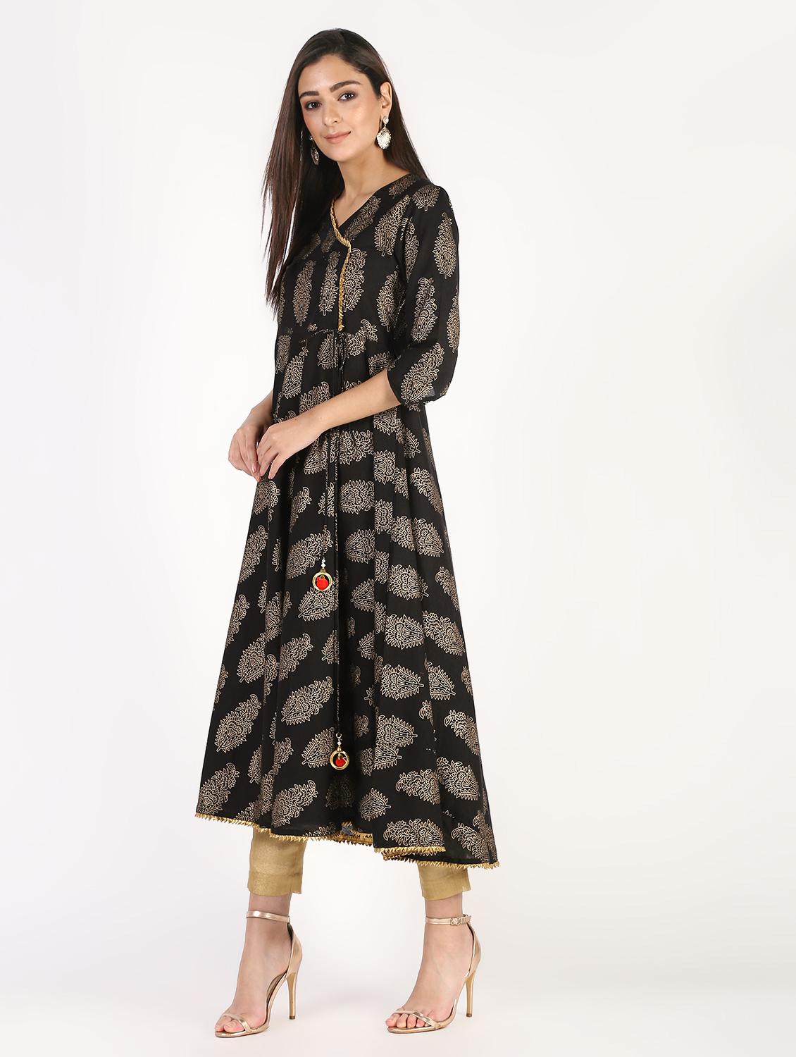 block printed angrakha kurta - 16317128 - Zoom Image - 3