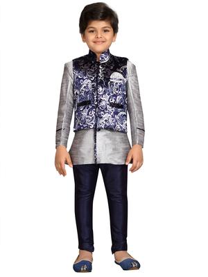 grey velvet dhoti kurta sets - 16333856 - Standard Image - 4