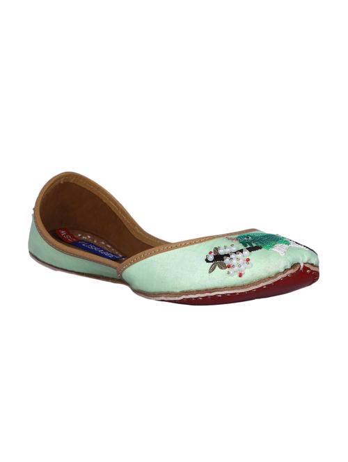 green slip on jutis - 16341929 - Standard Image - 1
