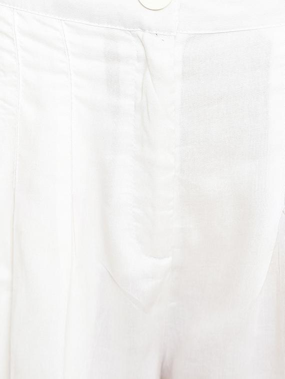 high rise pleated shorts - 16342733 - Zoom Image - 4