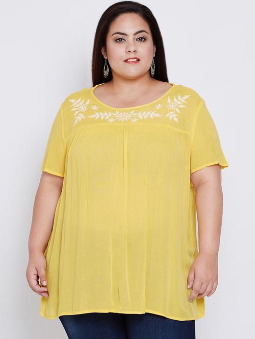 round neck floral plus tunic - 16348948 - Standard Image - 1