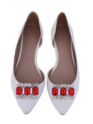 red metal jewellery - 16353262 - Standard Image - 4