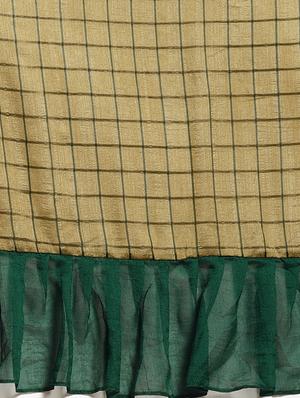 checkered ruffled saree with blouse - 16353592 - Standard Image - 4