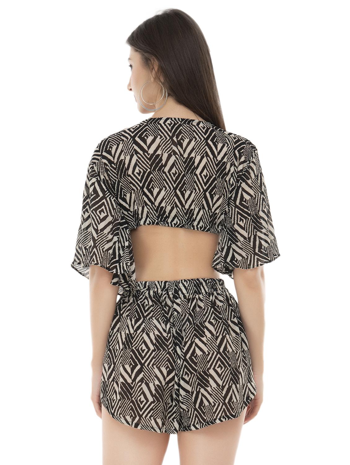 flutter sleeved crop top and shorts set - 16356552 - Zoom Image - 3
