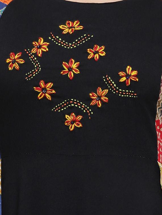 embroidered layered ethnic dress - 16366475 - Zoom Image - 4