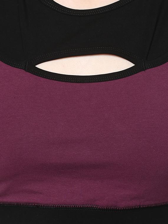 racer back cut out detail sports bra - 16373137 - Zoom Image - 5