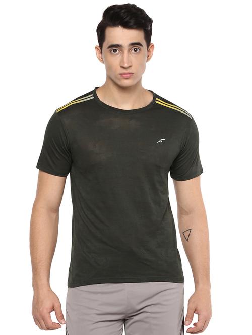 black solid t-shirt - 16373196 - Standard Image - 1