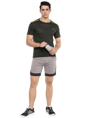 black solid t-shirt - 16373196 - Standard Image - 4