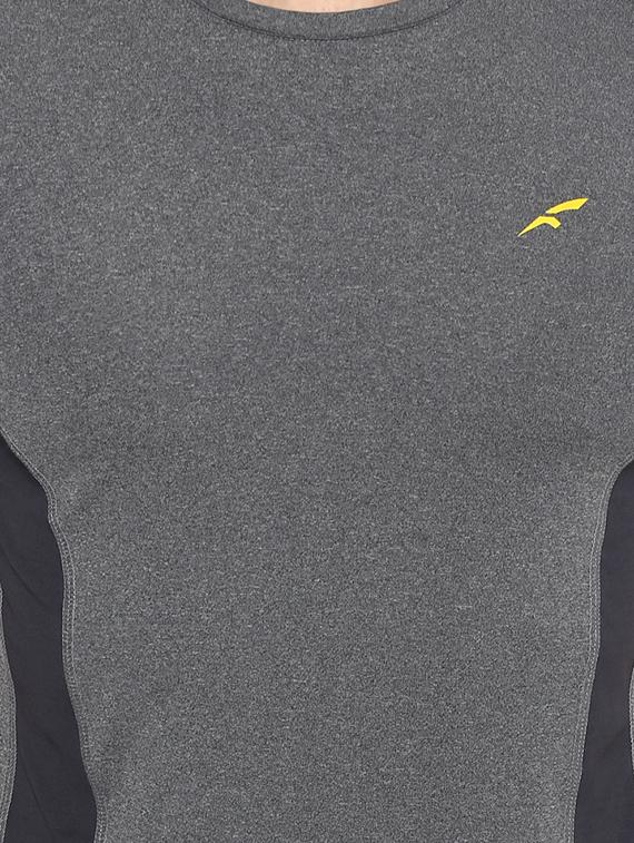 grey polyester tshirt - 16373204 - Zoom Image - 6